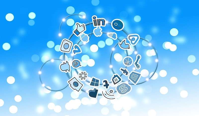 icone social per parlare di cosa mettere sulla landing page