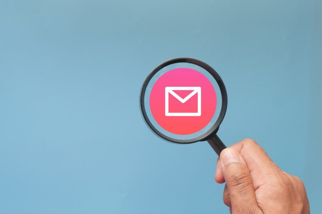 Come capire se stanno spiando la tua e-mail
