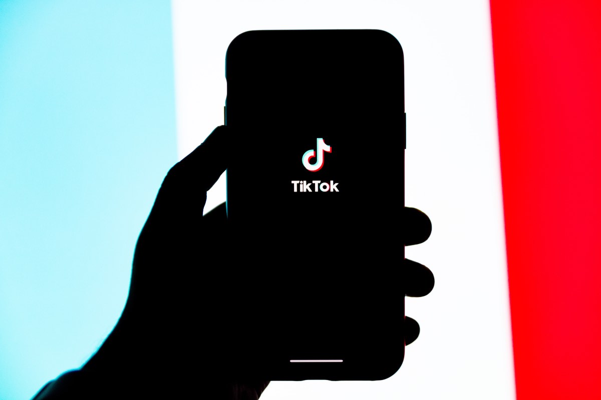 Nuovo progetto di TikTok con un chatbot AI