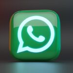 WhatsApp si aggiorna, come creare gli sticker dall'app