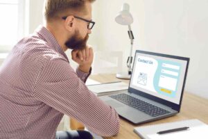 usa la landing page del tuo sito in costruzione per fare marketing