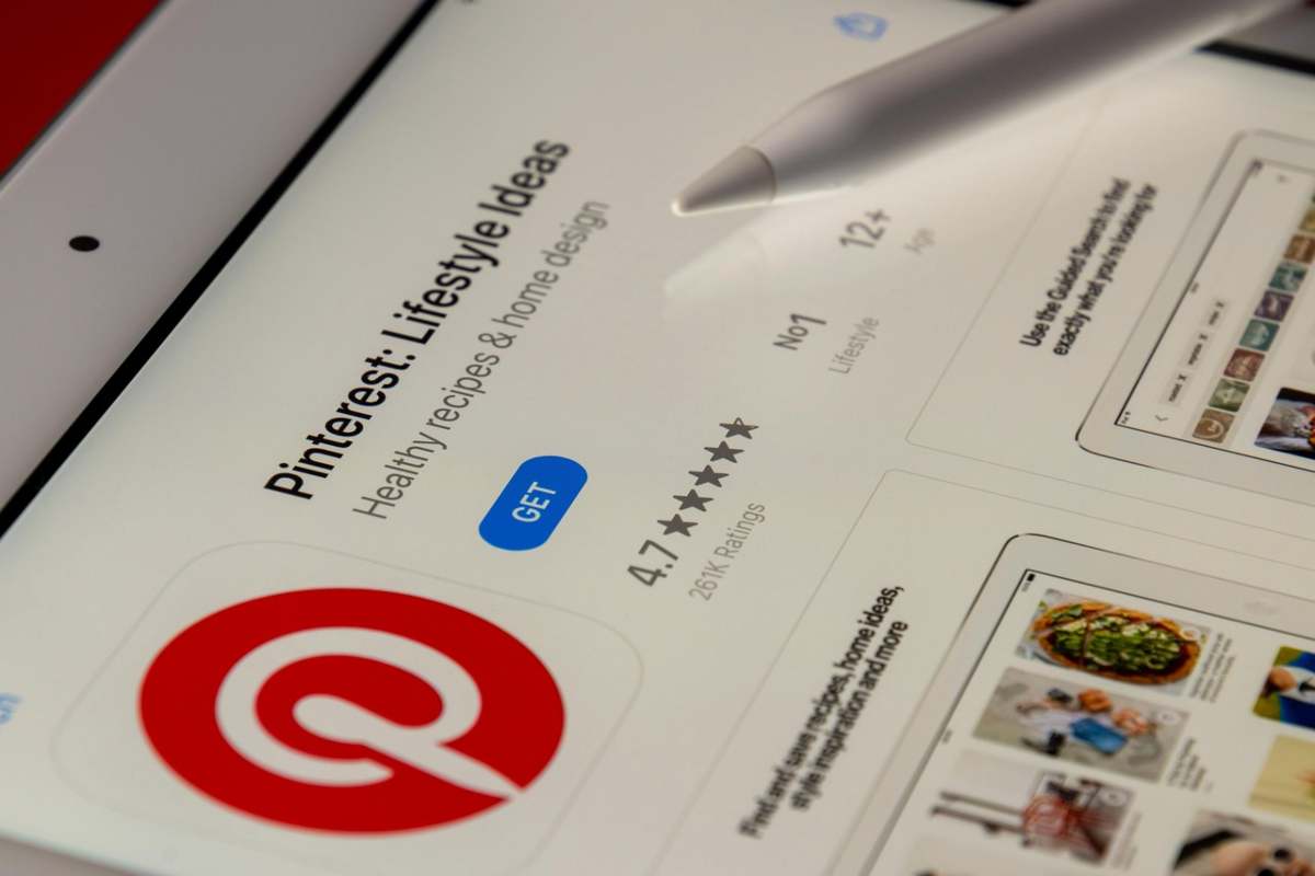 Pinterest profilo su uno smartphone