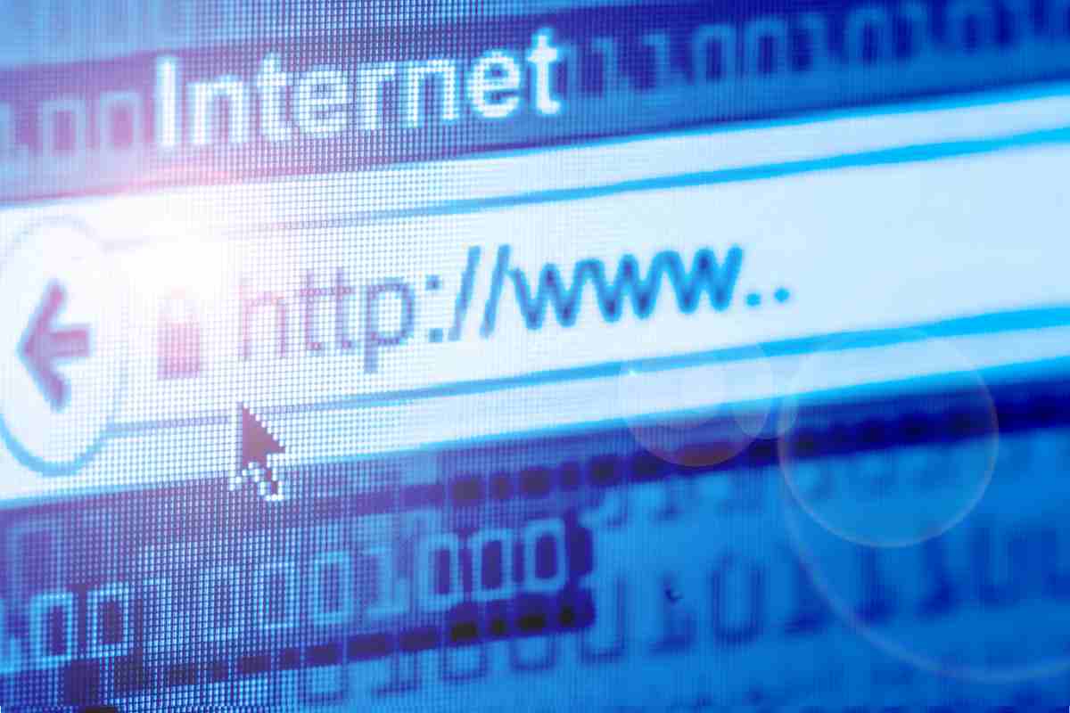 url scritta nella barra di ricerca del browser