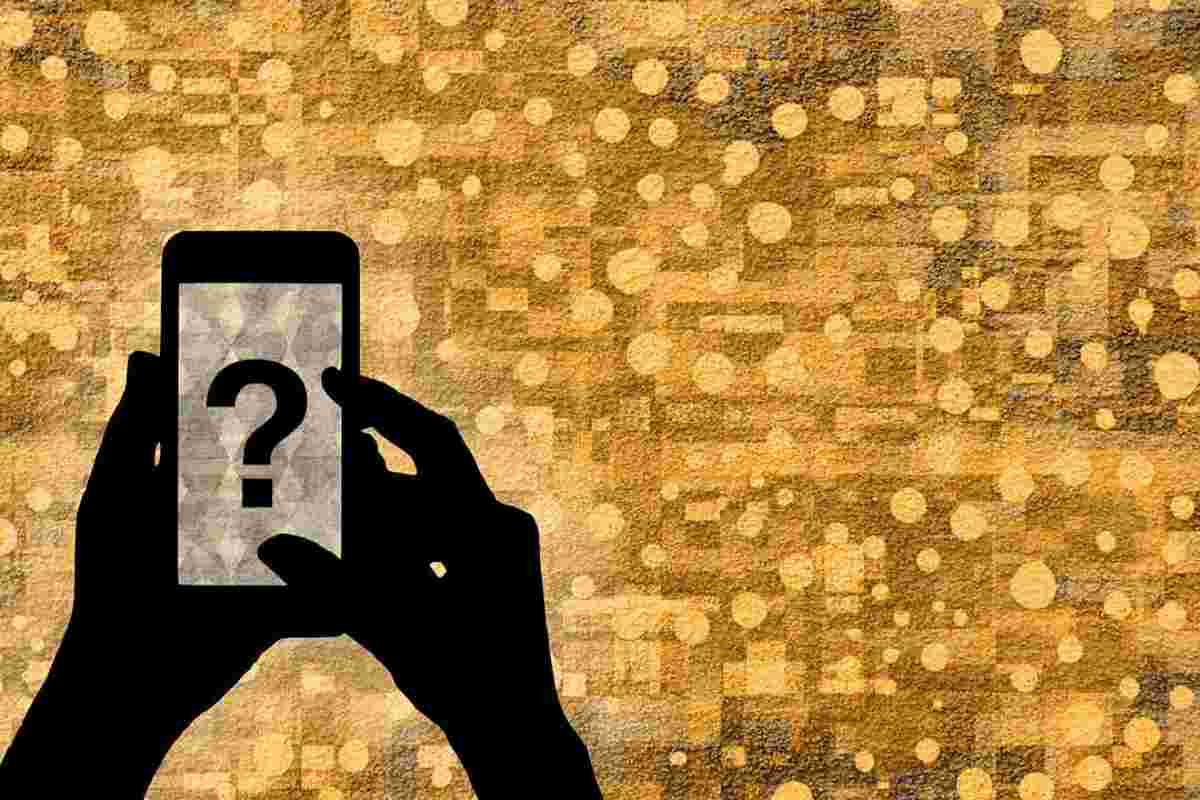 Punto interrogativo sullo smartphone