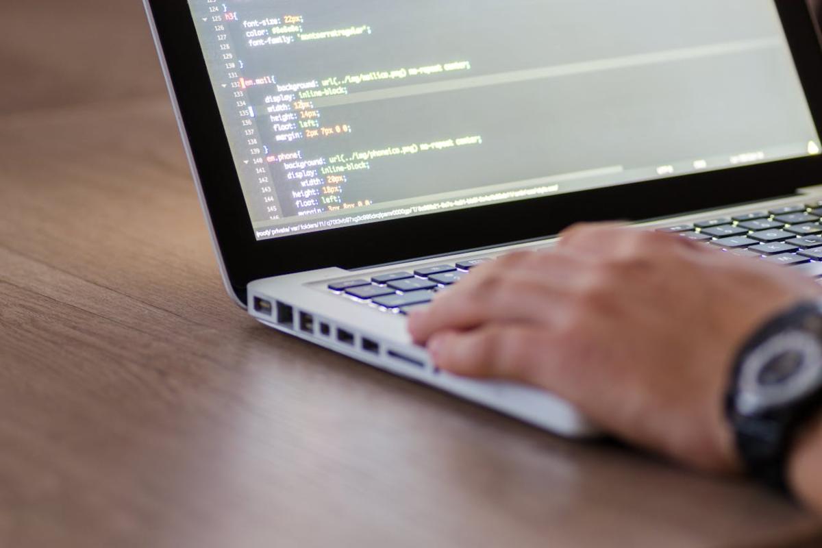 Programmazione su laptop
