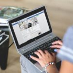 Facebook su laptop