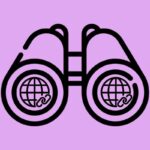 binocolo con icona del web per parlare di come non perdere visibilità nella serp